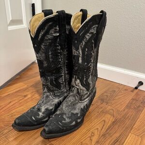 Corral Women's Black and Gray Western Boots